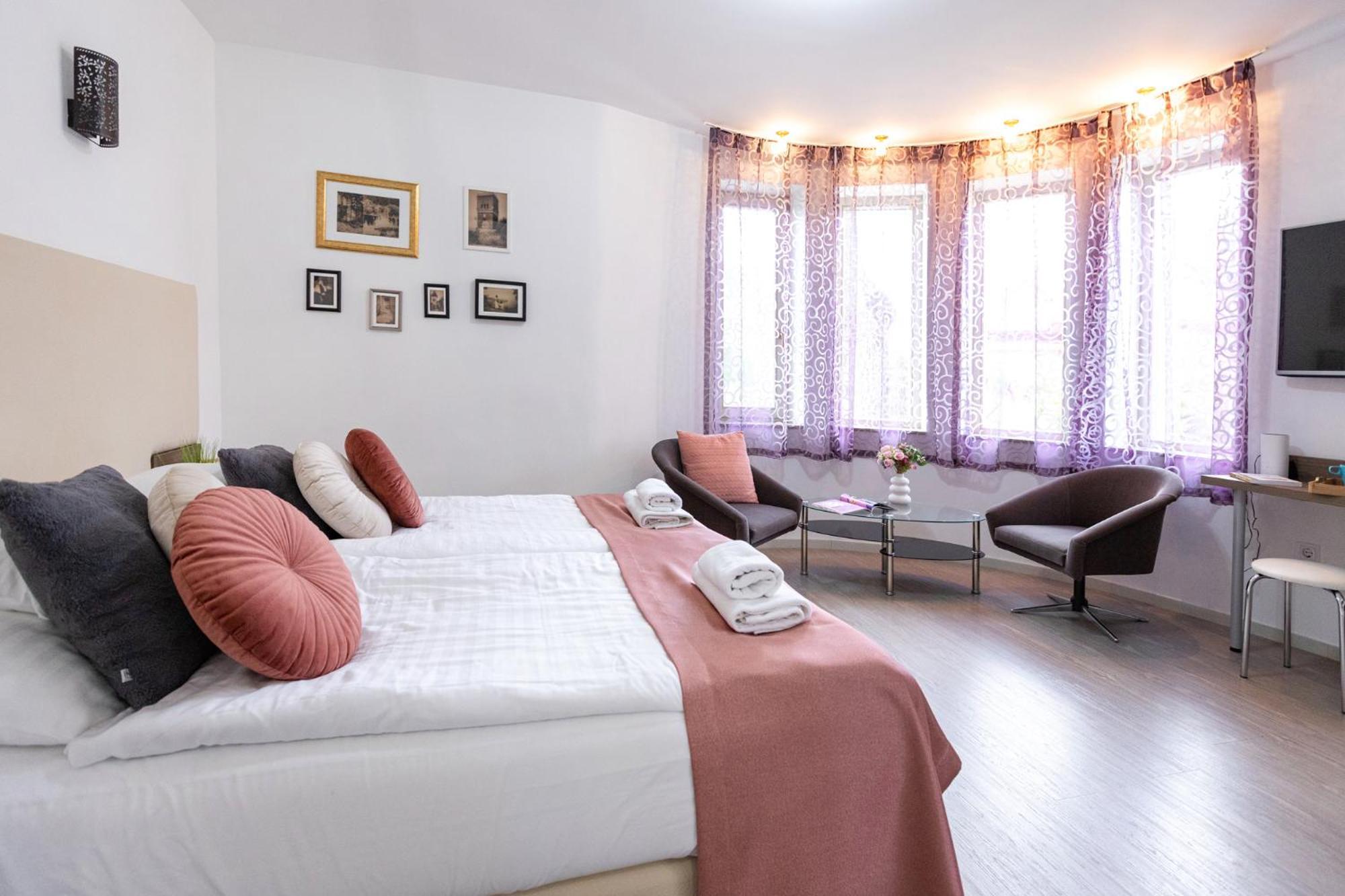 Csillag Villa Balatonalmádi Exteriér fotografie